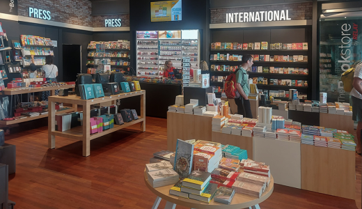 bookstore_by_relay